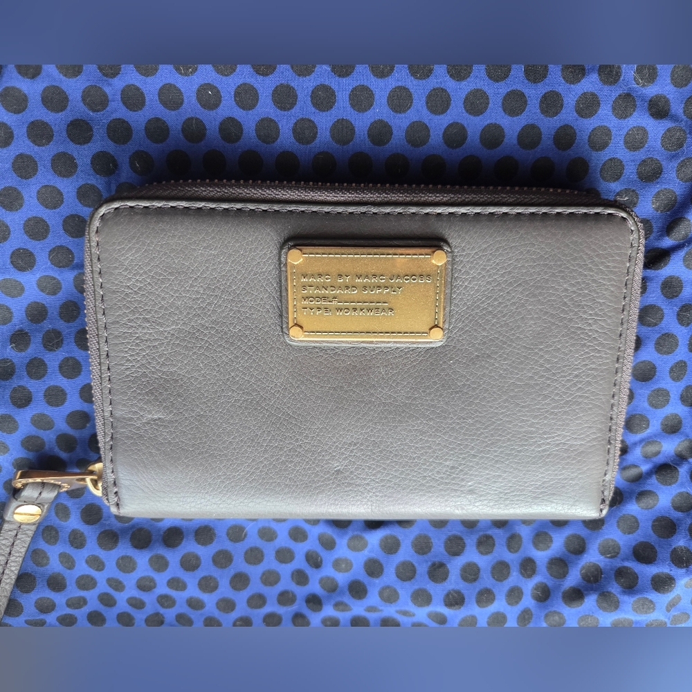Marc Jacobs Gray Leather Wallet with Gold Accents